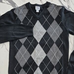 Old Navy Black and Gray Argyle V-Neck Sweater